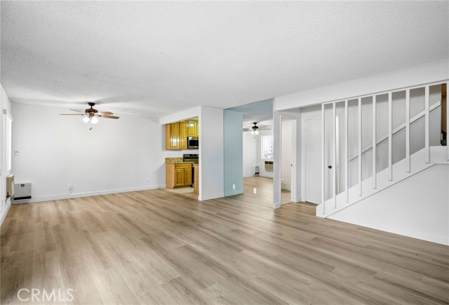 318 S Miraleste Drive, San Pedro CA: https://media.crmls.org/medias/fa78c3bd-5fc2-4ea7-83ec-8057afc2f1ad.jpg