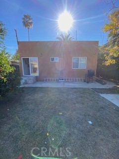 Detail Gallery Image 6 of 7 For 13815 Vanowen St, Van Nuys,  CA 91405 - 3 Beds | 3 Baths