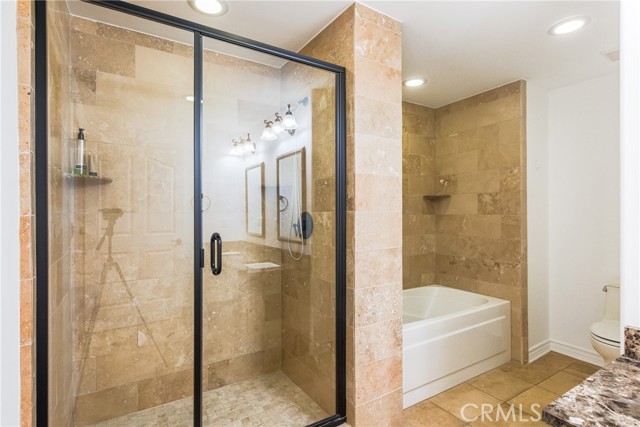 Detail Gallery Image 21 of 26 For 432 S Willaman Dr #104,  Los Angeles,  CA 90048 - 2 Beds | 2 Baths