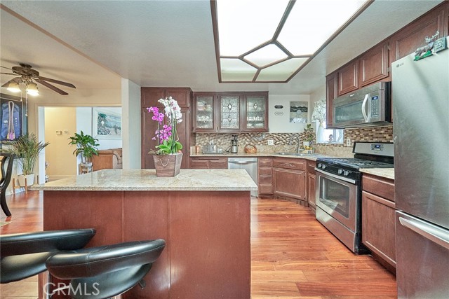 Detail Gallery Image 36 of 49 For 201 S Brookside Ct, Anaheim,  CA 92808 - 4 Beds | 2 Baths