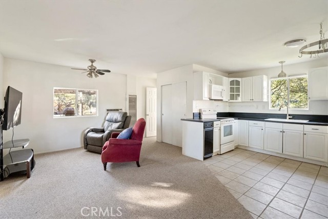 Detail Gallery Image 43 of 62 For 7975 Nacimiento Lake Dr, Paso Robles,  CA 93446 - 6 Beds | 3/1 Baths