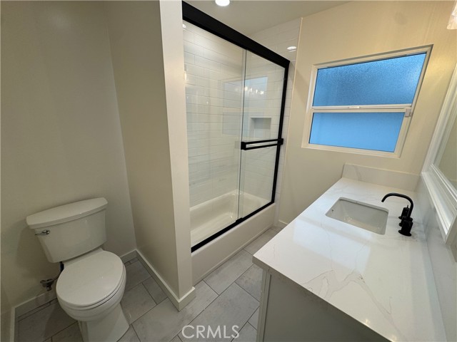 15234 Kingsbury Street, Mission Hills (San Fernando) CA: https://media.crmls.org/medias/fa7b6846-987c-4d0c-8587-6936b63c09c0.jpg