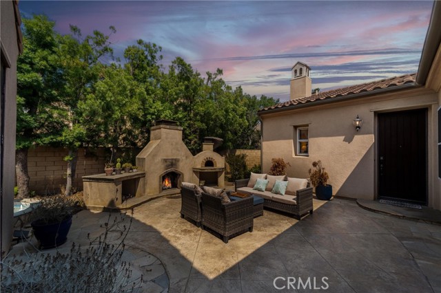 Detail Gallery Image 2 of 39 For 4437 Cabot Dr, Corona,  CA 92883 - 3 Beds | 2/1 Baths