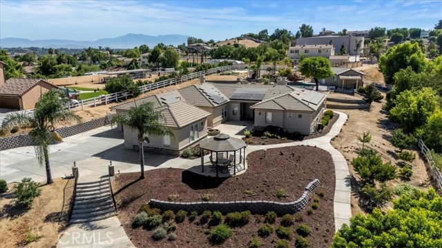 Detail Gallery Image 1 of 1 For 18714 Oak Park Dr, Riverside,  CA 92504 - 4 Beds | 4/1 Baths