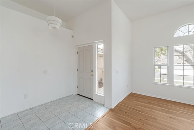 29608 Bright Spot Road, Highland CA: https://media.crmls.org/medias/fa7d29c4-5706-4c6e-a1ed-5463d5e45026.jpg