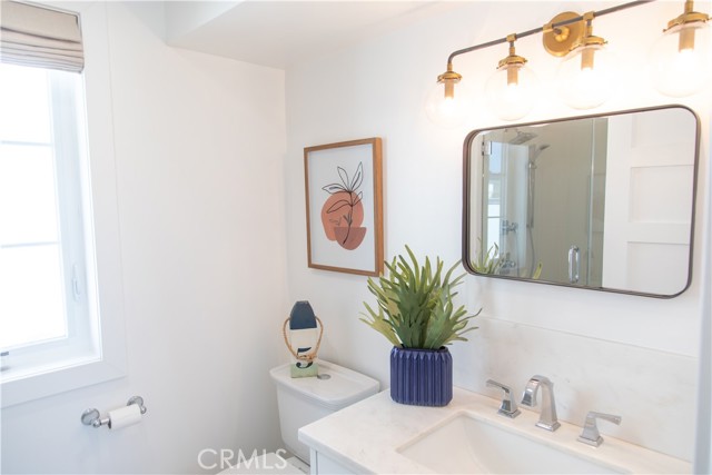 Detail Gallery Image 19 of 20 For 424 1/2 Marguerite Ave, Corona Del Mar,  CA 92625 - 2 Beds | 2/1 Baths