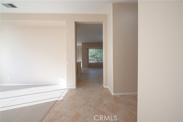 Detail Gallery Image 5 of 49 For 28658 Shady Brook Dr, Menifee,  CA 92584 - 2 Beds | 2/1 Baths