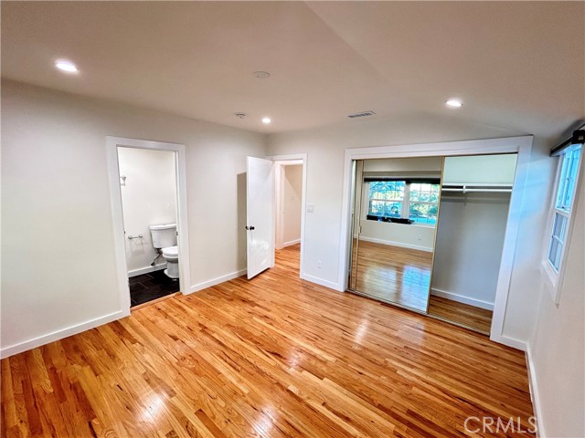 8541 Belmar Avenue, Northridge CA: https://media.crmls.org/medias/fa7db23b-04db-4adb-9255-9050fda03209.jpg