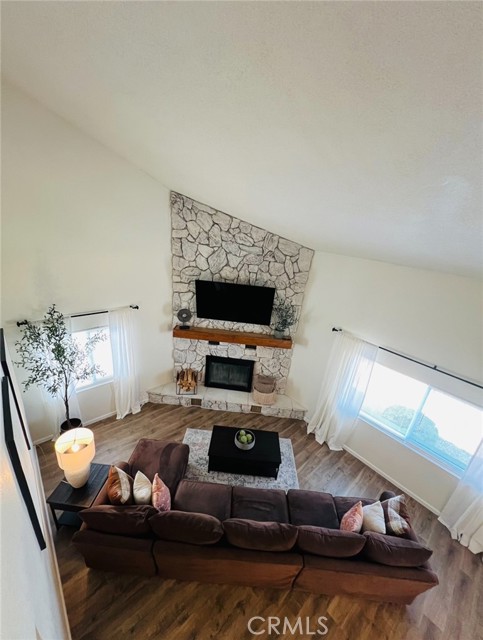 Detail Gallery Image 7 of 19 For 13330 Tamarisk Rd, Victorville,  CA 92395 - 3 Beds | 2/1 Baths