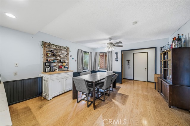 Detail Gallery Image 15 of 40 For 42290 Mayberry Ave, Hemet,  CA 92544 - 4 Beds | 2 Baths