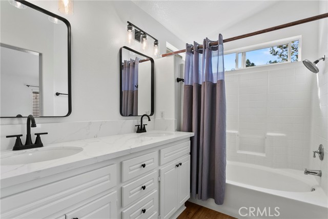 81 Plateau, Aliso Viejo CA: https://media.crmls.org/medias/fa7f0194-8265-4915-a1e3-199d0d18bc9f.jpg