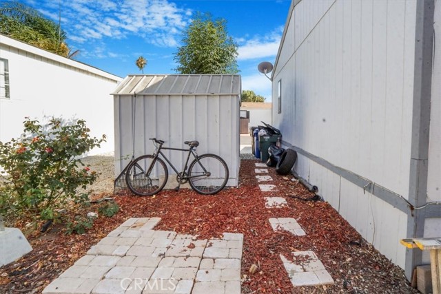 Detail Gallery Image 22 of 31 For 1855 E Riverside Dr #110,  Ontario,  CA 91761 - 3 Beds | 2 Baths