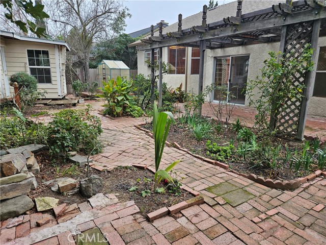 8808 Bridalsmith Drive, Elk Grove CA: https://media.crmls.org/medias/fa8028be-5bd8-492a-9605-7ace6bf553f2.jpg