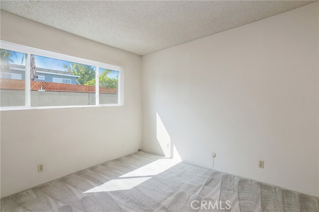 Detail Gallery Image 10 of 27 For 1201 N California St #4,  Orange,  CA 92867 - 2 Beds | 2 Baths