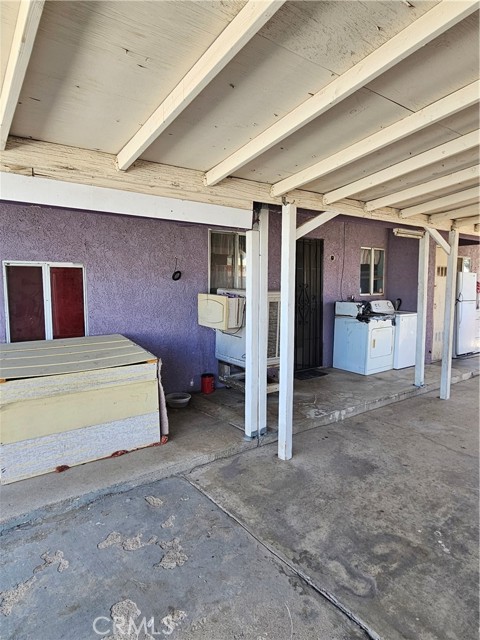 Detail Gallery Image 9 of 20 For 18256 Bohnert Ave, Rialto,  CA 92377 - 2 Beds | 1 Baths