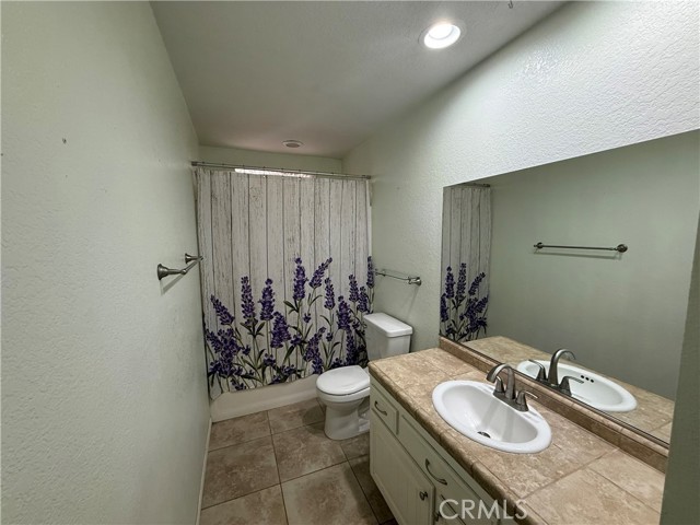 21275 Pocomoke Court, Apple Valley CA: https://media.crmls.org/medias/fa8120c2-1bc0-4467-adc7-3d809b8fdd49.jpg