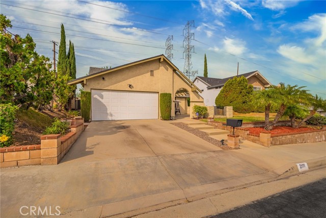 2111 Country Canyon Rd, Hacienda Heights, CA 91745