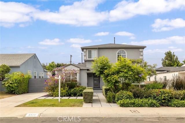 Detail Gallery Image 3 of 41 For 6372 W 82nd St, Los Angeles,  CA 90045 - 5 Beds | 4 Baths