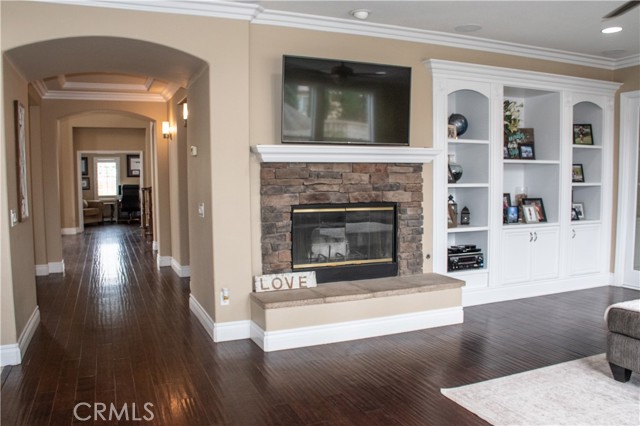 1671 Fairway Drive, Corona CA: https://media.crmls.org/medias/fa816b62-275d-4953-99bc-507d02a02026.jpg
