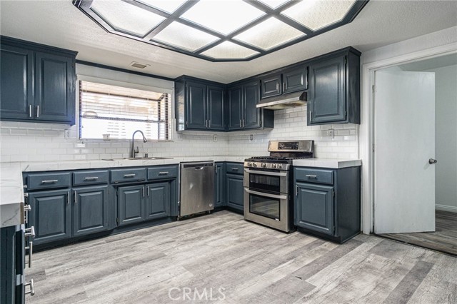 Detail Gallery Image 2 of 37 For 13114 Choco Rd, Apple Valley,  CA 92308 - 4 Beds | 2/1 Baths