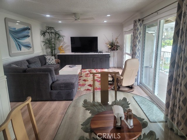 2185 VIA MARIPOSA, Laguna Woods CA: https://media.crmls.org/medias/fa81a86d-464a-47ad-ac9b-36a873e89165.jpg