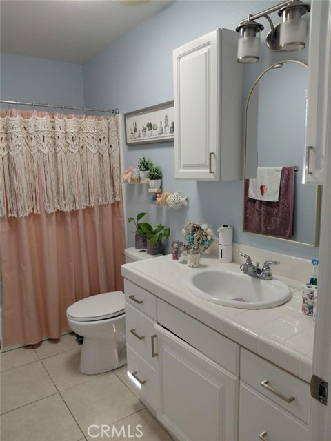 1245 Auburn Street, Hemet CA: https://media.crmls.org/medias/fa824e3d-f59f-4af9-9d83-9759b7c0f7b3.jpg