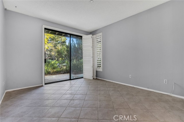 Detail Gallery Image 15 of 32 For 2538 W Macarthur, Unit E, Santa Ana,  CA 92704 - 2 Beds | 2 Baths