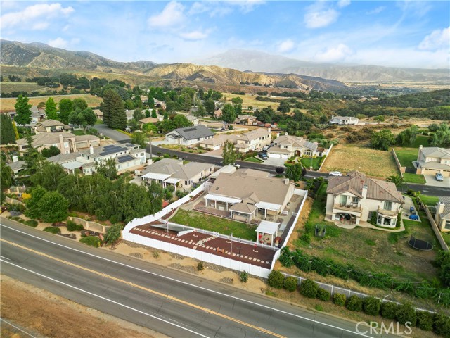 Detail Gallery Image 12 of 53 For 38256 Wild Poppy Ln, Yucaipa,  CA 92399 - 4 Beds | 3 Baths