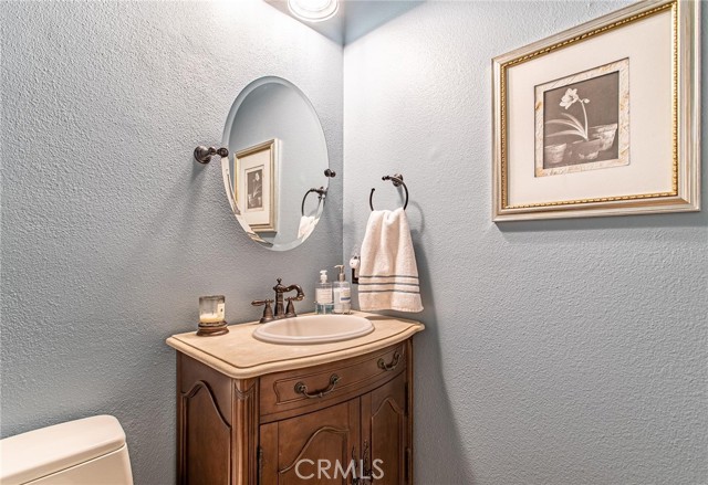 Detail Gallery Image 24 of 66 For 23429 Lane Ct, Valencia,  CA 91354 - 3 Beds | 2/1 Baths