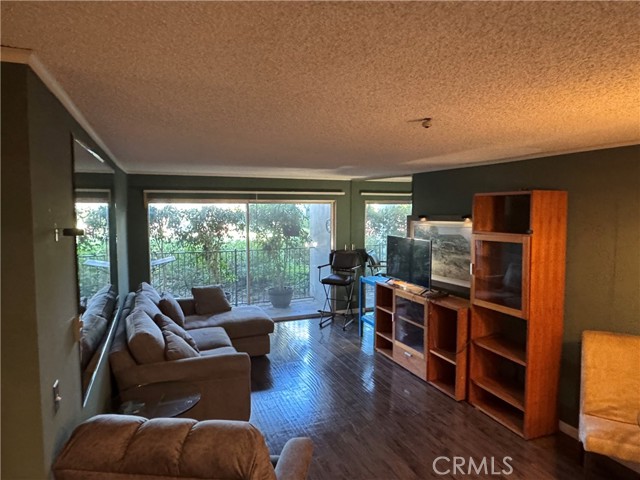 Detail Gallery Image 70 of 74 For 101 Scholz Plz #123,  Newport Beach,  CA 92663 - 1 Beds | 1 Baths