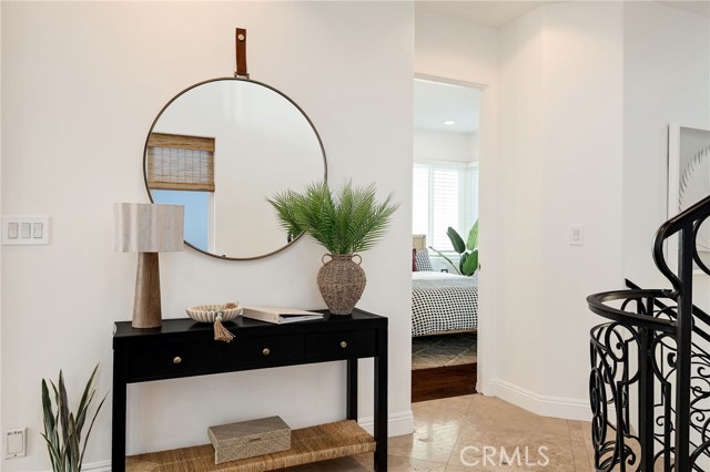 Detail Gallery Image 10 of 66 For 229 23rd, Manhattan Beach,  CA 90266 - 3 Beds | 4 Baths