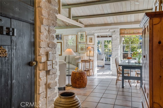 Detail Gallery Image 7 of 34 For 724 Poppy Ave, Corona Del Mar,  CA 92625 - 2 Beds | 1 Baths