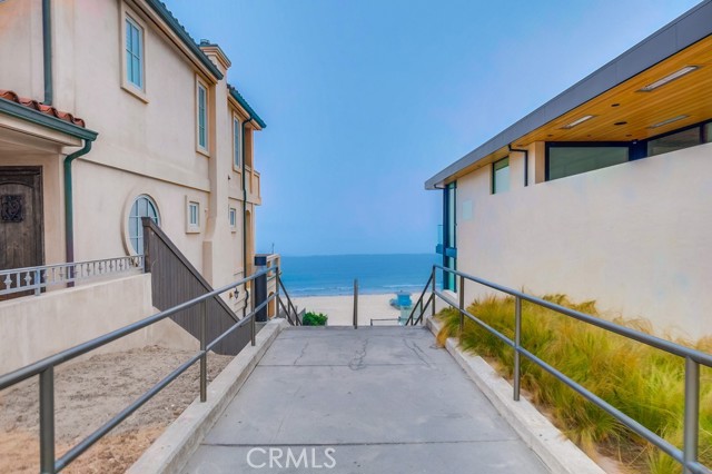 Detail Gallery Image 6 of 53 For 727 Esplanade, Redondo Beach,  CA 90277 - 2 Beds | 2/1 Baths