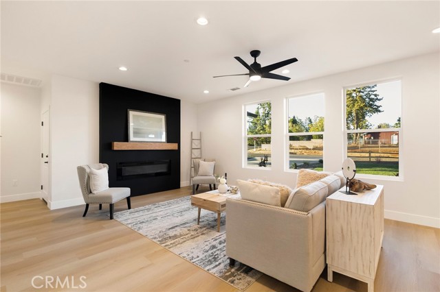 Detail Gallery Image 14 of 59 For 1500 Rosemary Ct, Paradise,  CA 95969 - 3 Beds | 2 Baths