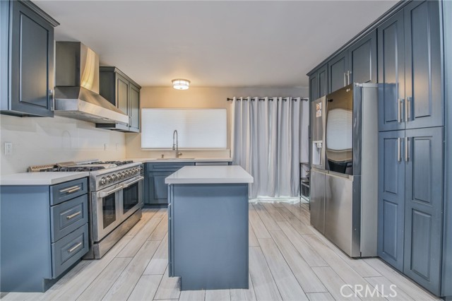 Detail Gallery Image 6 of 36 For 5018 Elderhall Ave, Lakewood,  CA 90712 - 4 Beds | 2 Baths