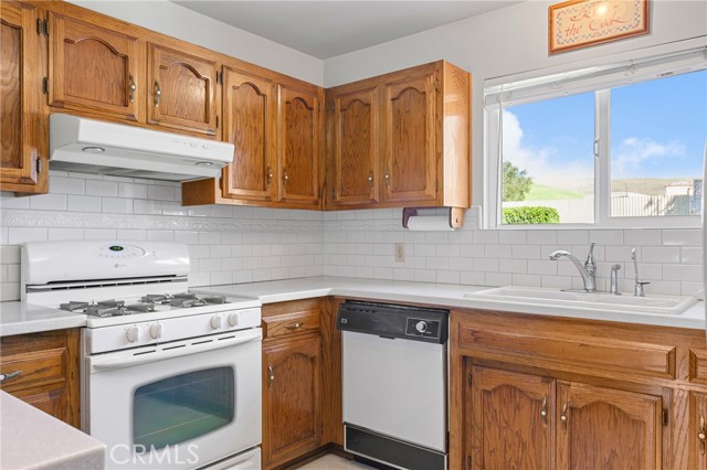 Detail Gallery Image 8 of 55 For 2649 Adobe, Morro Bay,  CA 93442 - 3 Beds | 2 Baths