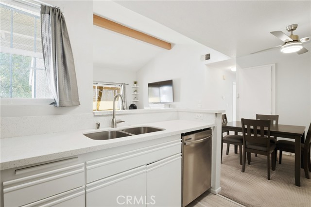 2 Bed Home for Sale in Saugus, California
