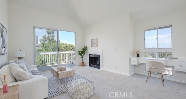 20251 Cape Coral Lane, Huntington Beach CA: https://media.crmls.org/medias/fa86bc22-73d4-48a5-8b99-8d68d8e93efe.jpg