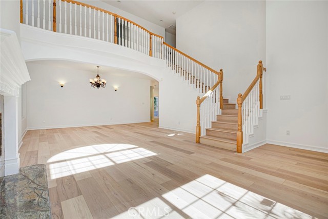 Detail Gallery Image 10 of 59 For 15121 Marlin Pl, Van Nuys,  CA 91405 - 4 Beds | 3 Baths