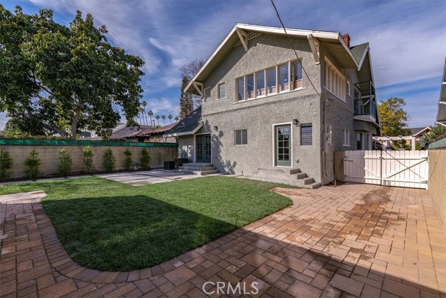 Detail Gallery Image 36 of 39 For 2274 W 21st St, Los Angeles,  CA 90018 - 4 Beds | 3 Baths