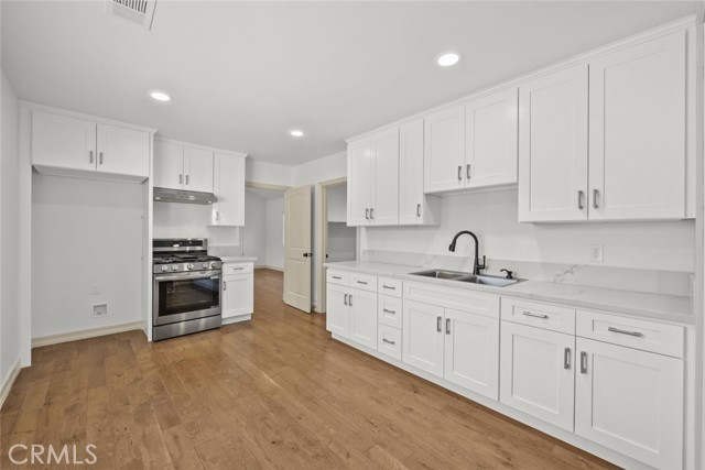 8817 Louise Avenue, Sherwood Forest CA: https://media.crmls.org/medias/fa896874-6c9f-4e88-9f2d-1764bb16f2a1.jpg