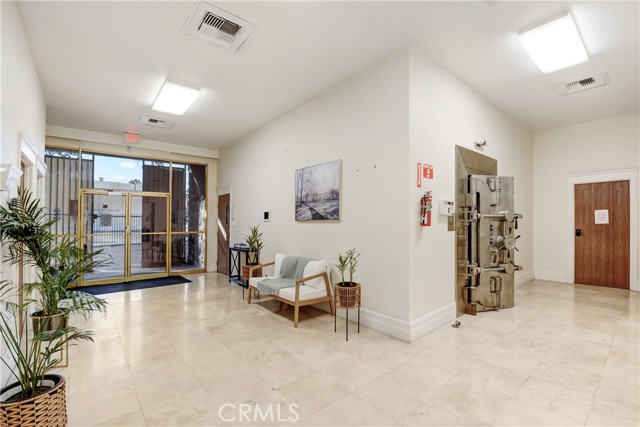 Image 17 of 57 For 401 4th Street
