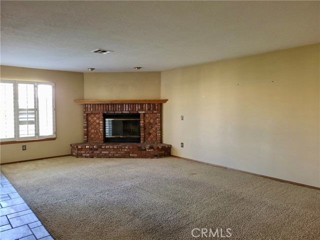 Detail Gallery Image 21 of 57 For 13268 Country Club Dr, Victorville,  CA 92395 - 4 Beds | 2/1 Baths