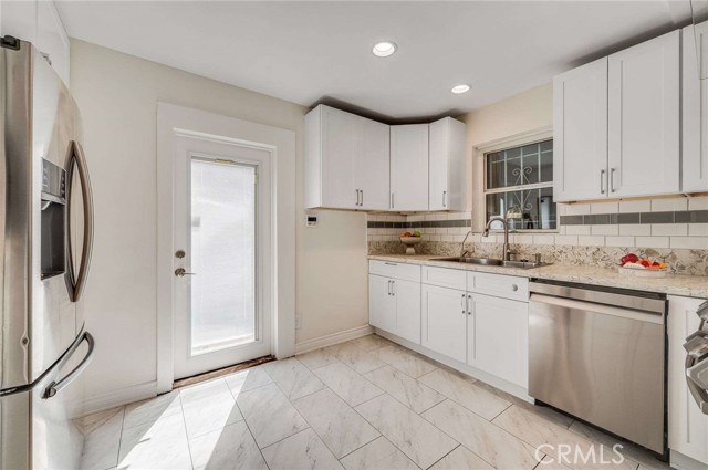 Detail Gallery Image 13 of 33 For 624 Cedar Ave, Long Beach,  CA 90802 - 3 Beds | 2 Baths