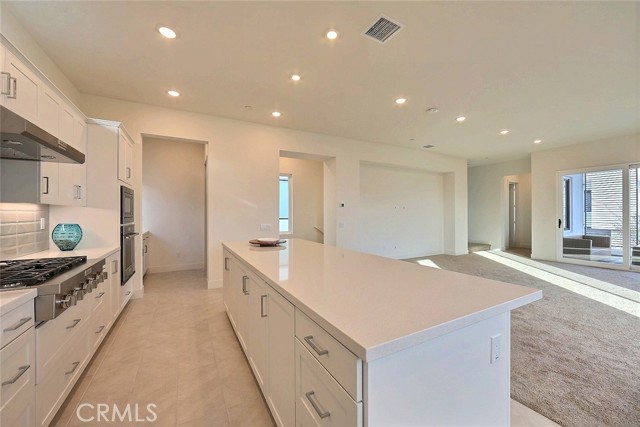 Detail Gallery Image 16 of 27 For 16273 Stella Cir, Tustin,  CA 92782 - 4 Beds | 3/1 Baths