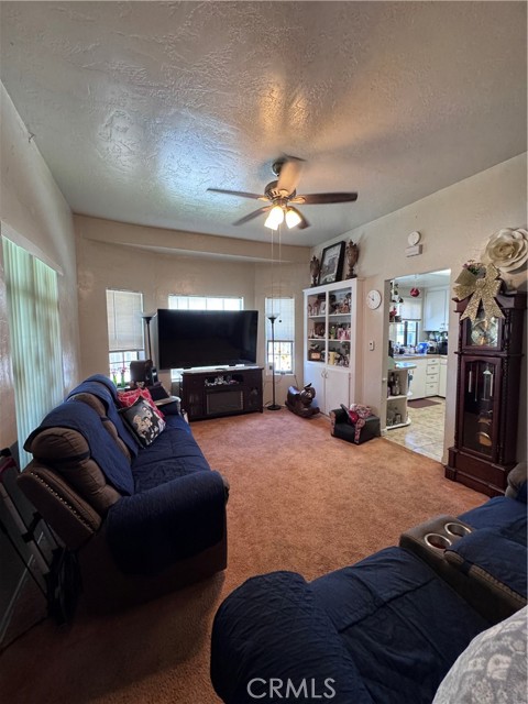 Detail Gallery Image 6 of 28 For 404 N 9th Ave, Upland,  CA 91786 - 5 Beds | 2 Baths