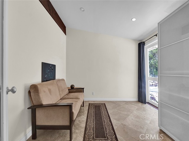 20537 Little Rock Way, Malibu CA: https://media.crmls.org/medias/fa8be593-4951-4594-9aee-53c277f4b592.jpg