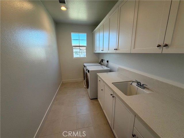 Detail Gallery Image 28 of 34 For 24217 N Corte Profundo, Valencia,  CA 91354 - 5 Beds | 5/1 Baths