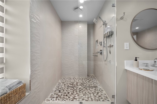 14157 Tiara Street, Sherman Oaks CA: https://media.crmls.org/medias/fa8d32f1-5ead-4e0d-8782-da44c2feece8.jpg