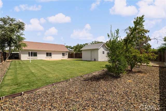 112 E Tehama Street, Orland CA: https://media.crmls.org/medias/fa8e5aa9-7607-427c-9bd3-3b704cb8524d.jpg